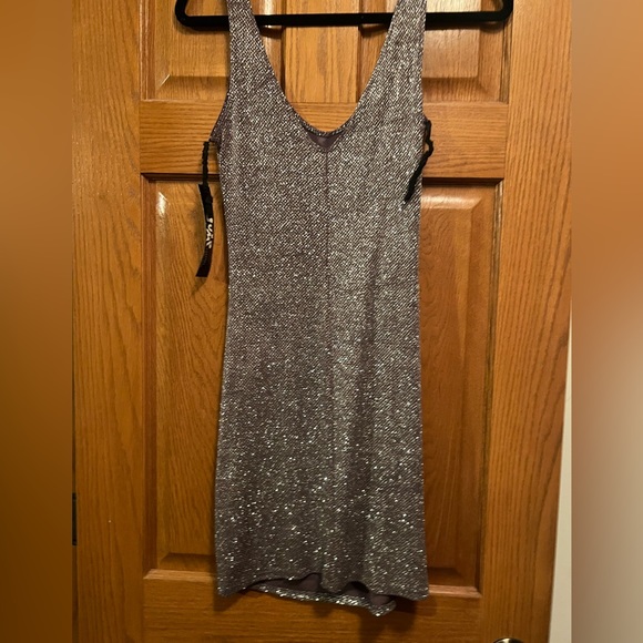 Sparkly Woman’s Dress - Picture 1 of 2